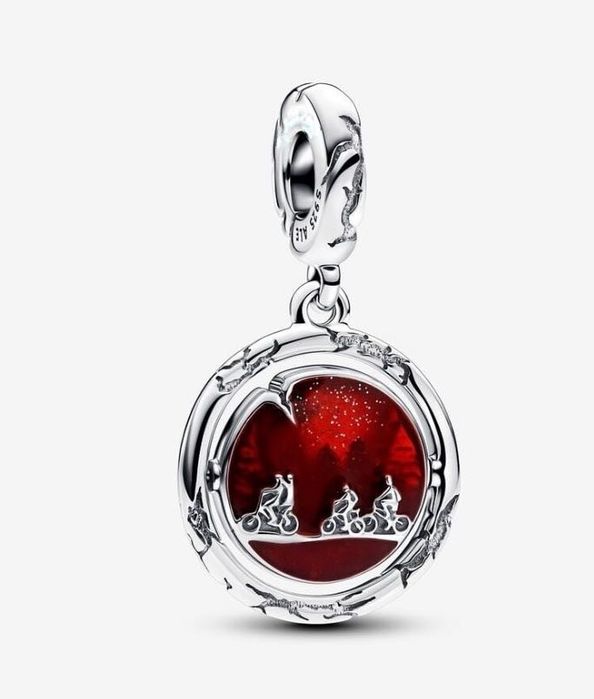 Charms Stranger Things