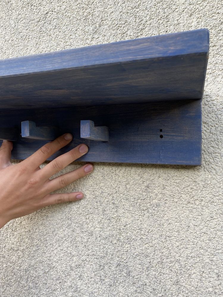 Półka z haczykami wieszak drewniany niebieski Ikea Bekvam
