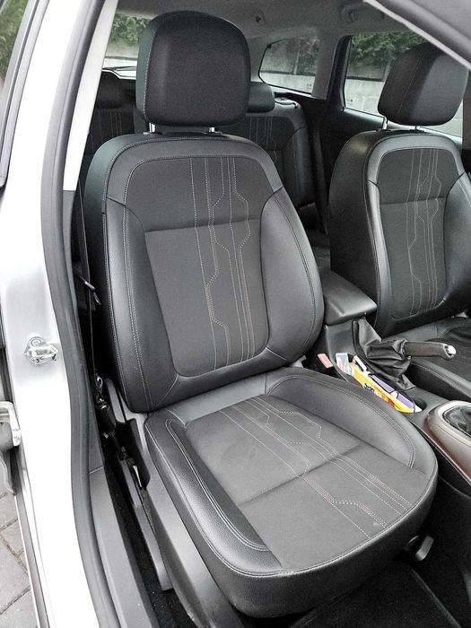 Opel Astra J Sports Tourer 1.7 CDTI (110cv) (versão 150 ADAM) (2012)