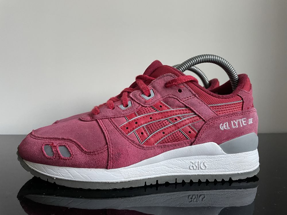 Кросівки Asics GEL-LYTE 3 III RED H5U3L Розмір 39 на 25 см