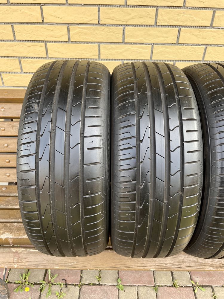 Шини Резина 205.55 R17 Hankook Літо