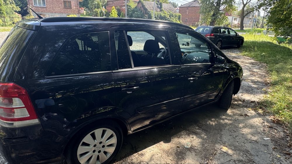 Opel Zafira 1.9 150 km