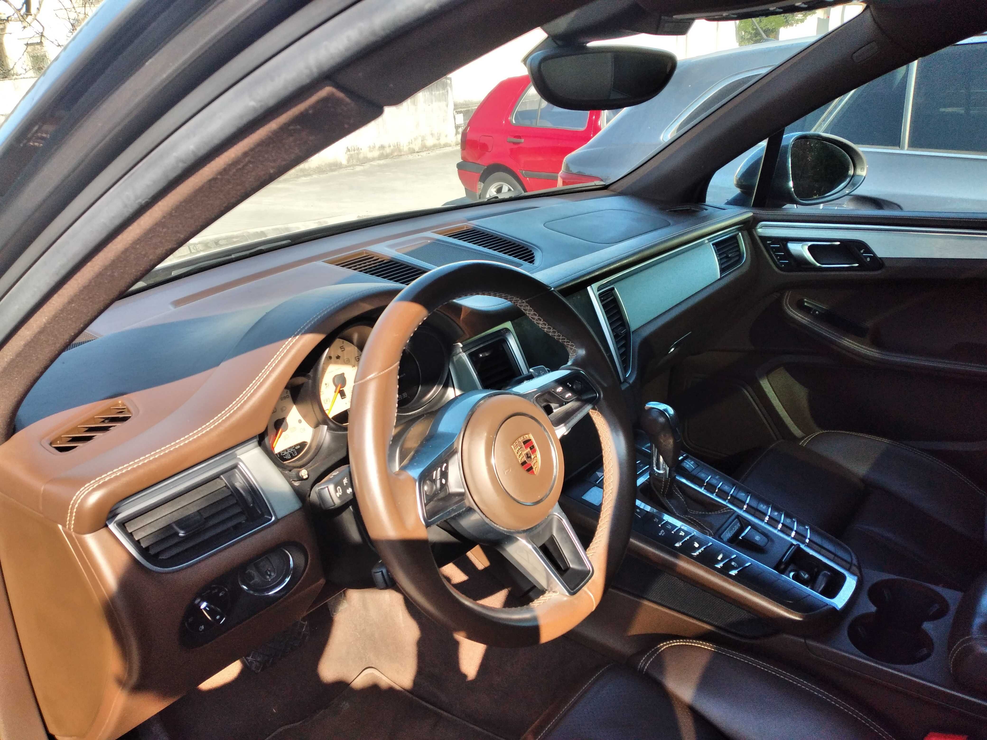 Porsche Macan full extras