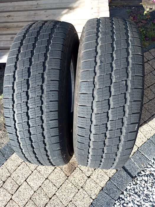 215/70/15C 2 sztuki wielosezonowe