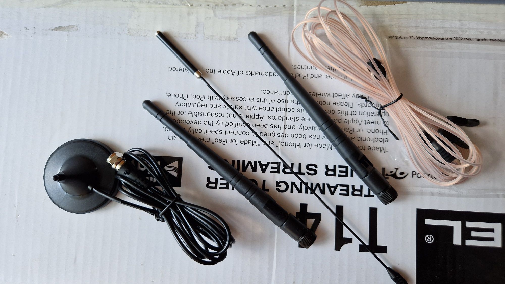 Rotel streaming tuner T 14