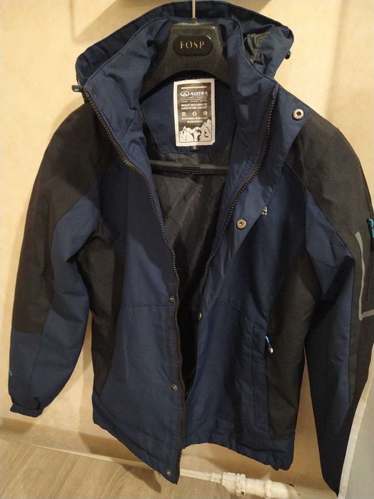 Куртка вітровка AUDSA підліткова