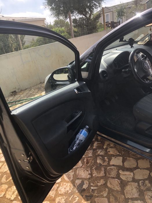 Opel corsa 2007 .