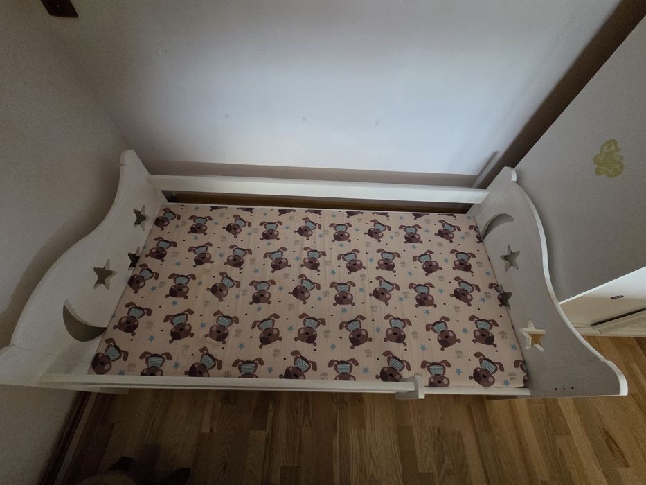 Lozko dziecięce z materacem