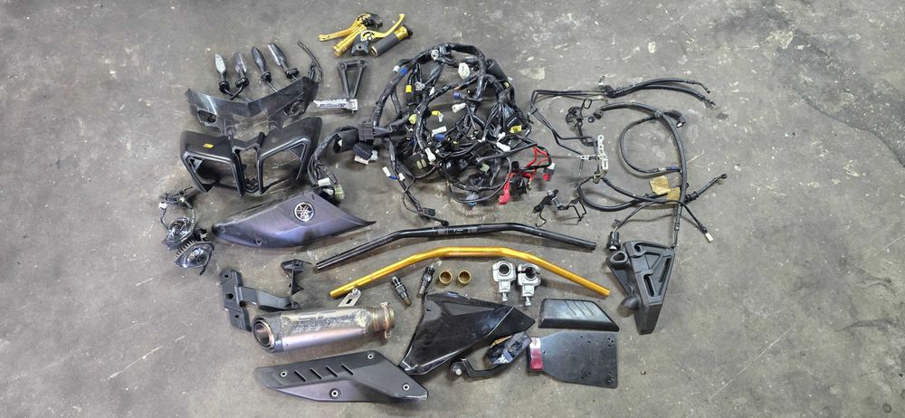 Części Yamaha MT10-SP 2018r! Wydech Kierownica Instalacja Plastik Set!