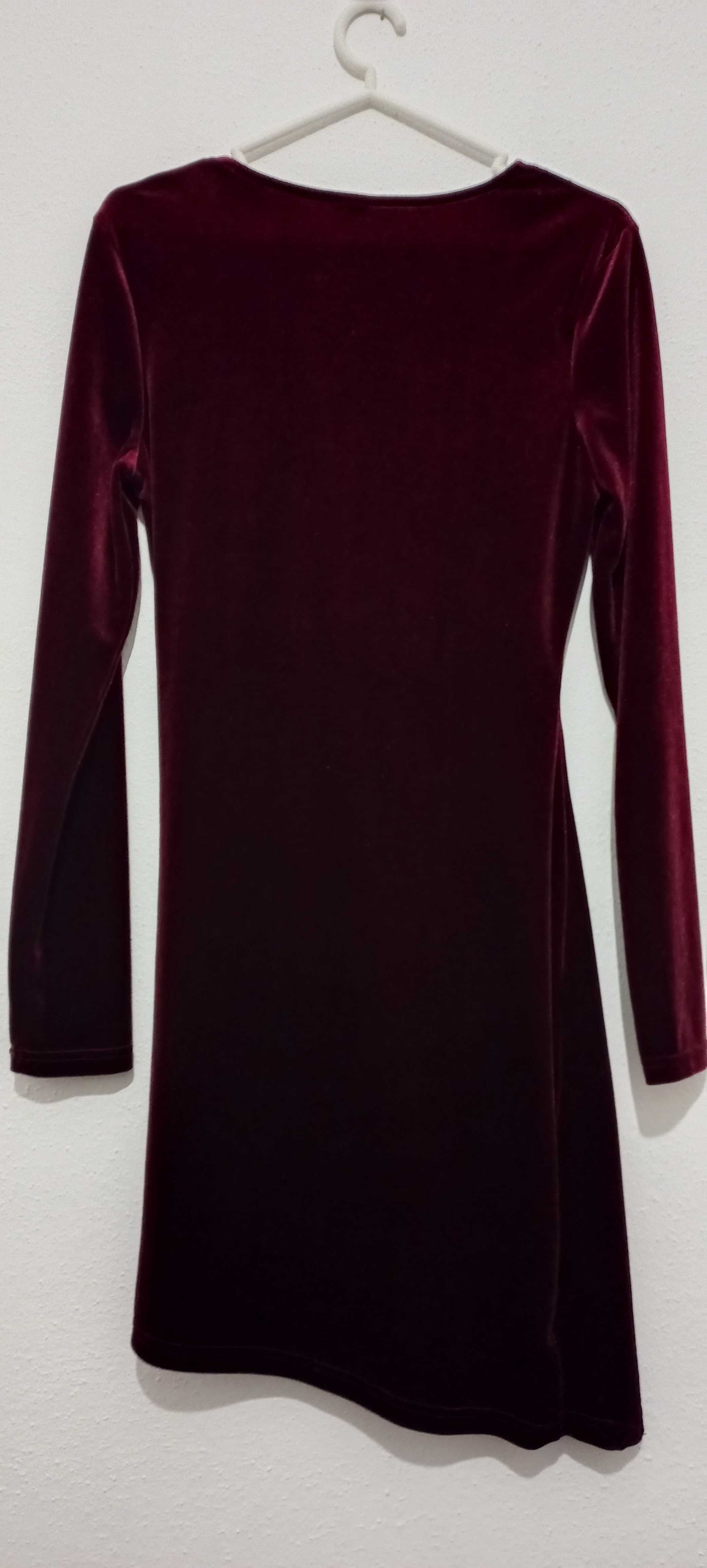 Vestido curto de veludo bordeaux- novo!