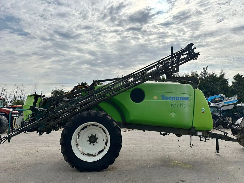Tecnoma FORTIS 4300  opryskiwacz ciągany