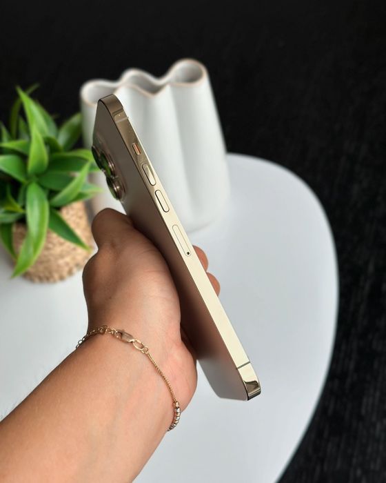  HELLOVIN в AppleZt  iPhone 13 pro 256Gb з коробкою 100% батарея