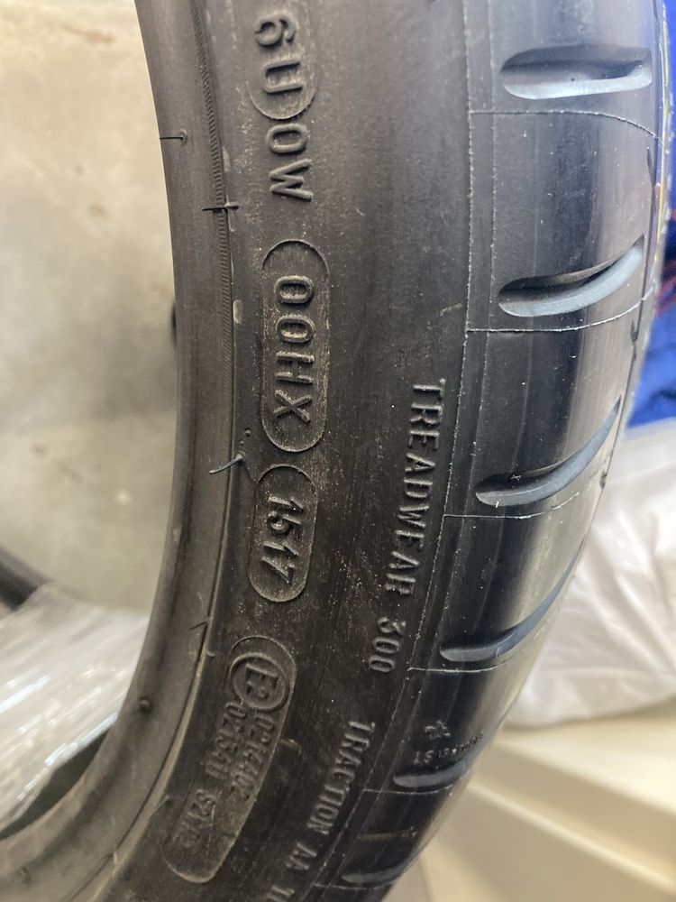 Michelin pilot super sport 265/35/19 6.8mm