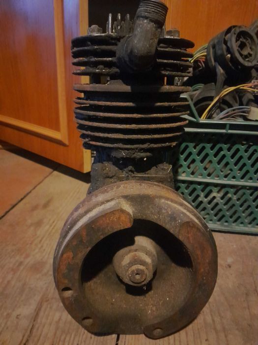 Ifa 4VD ADK Fortschritt kompresor sprężarka powietrza silnika części