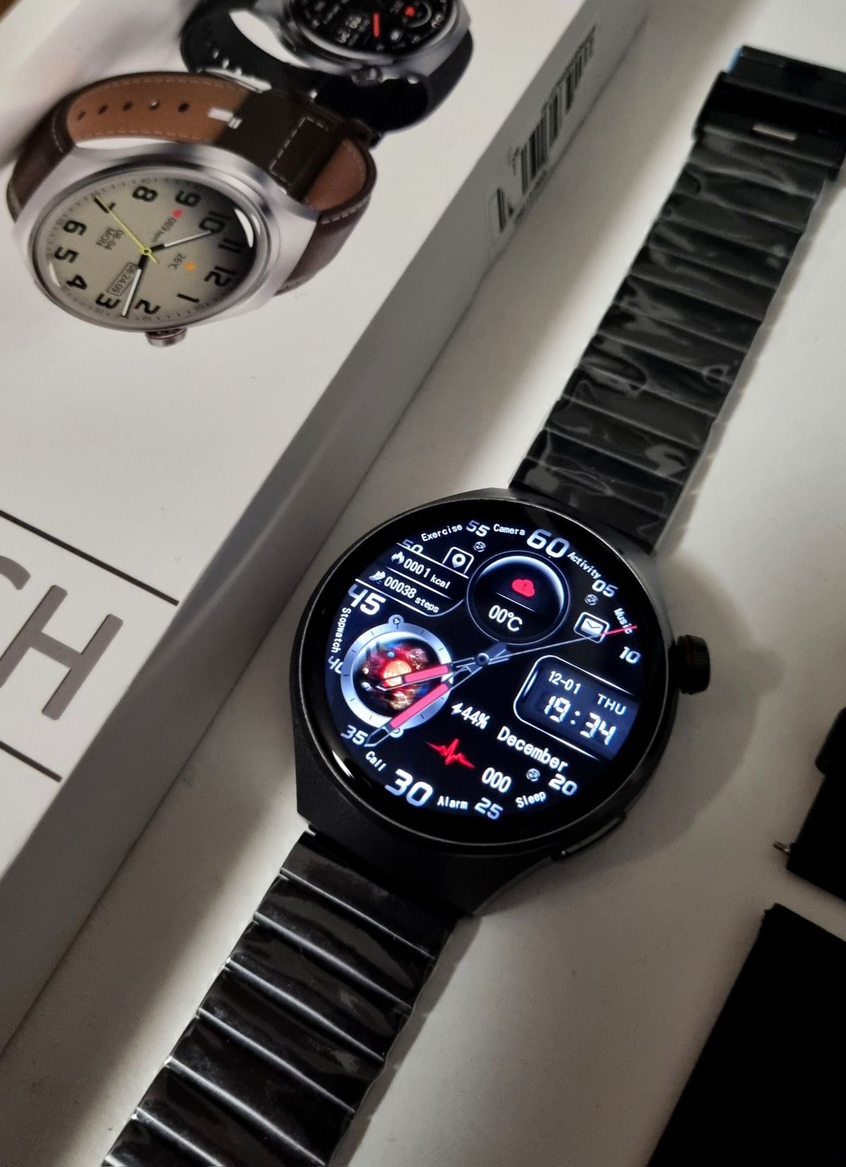 Czarny smartwatch