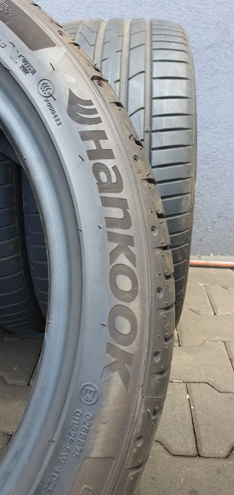 245/40/18 Hankook