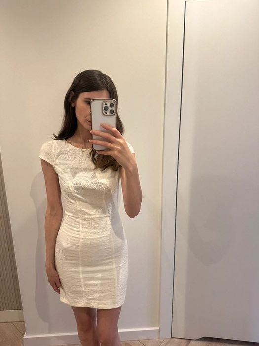Bershka elegancka sukienka mini koronka S 36 nowa z metką