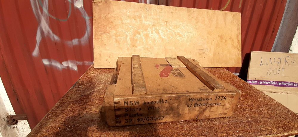 LWP skrzynka wojskowa  prl