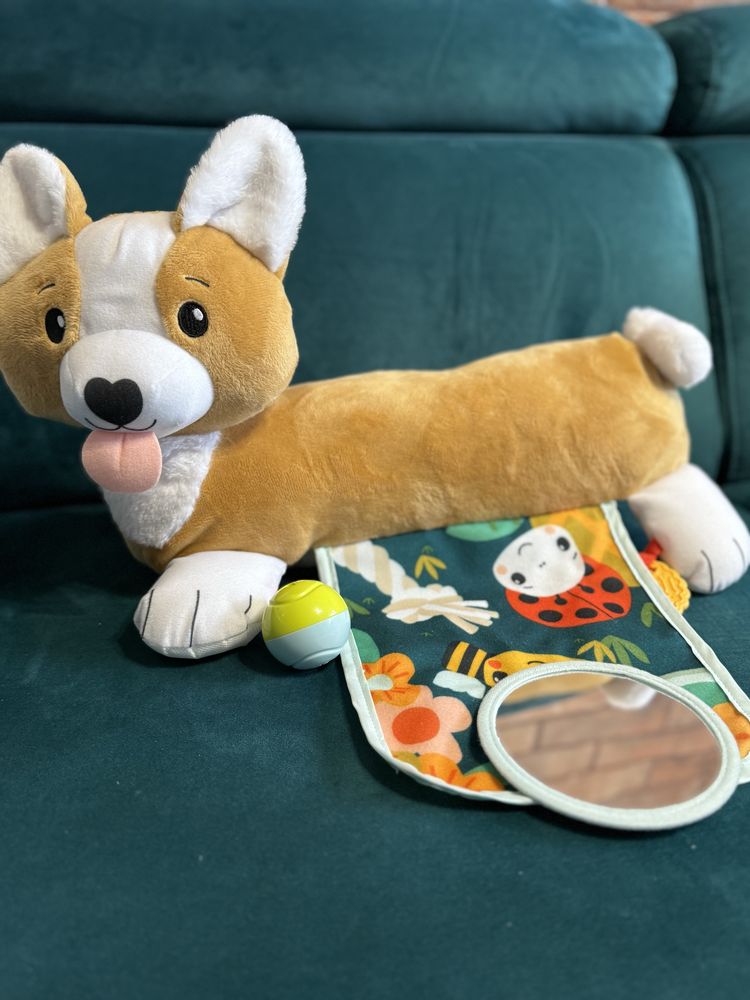 Piesek Poduszka do leżenia na brzuchu fisher price