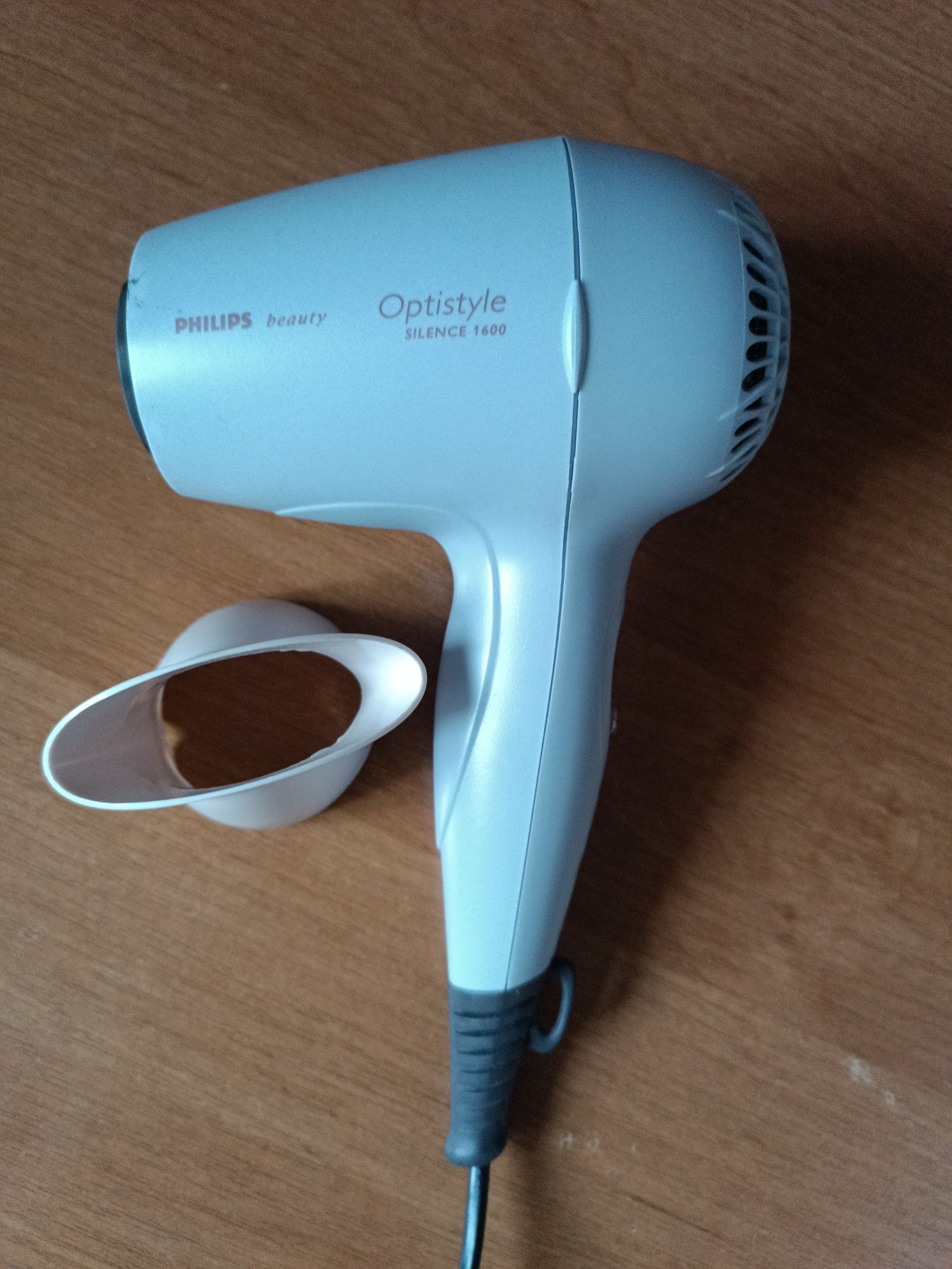 Фен Philips Optistyle 1600