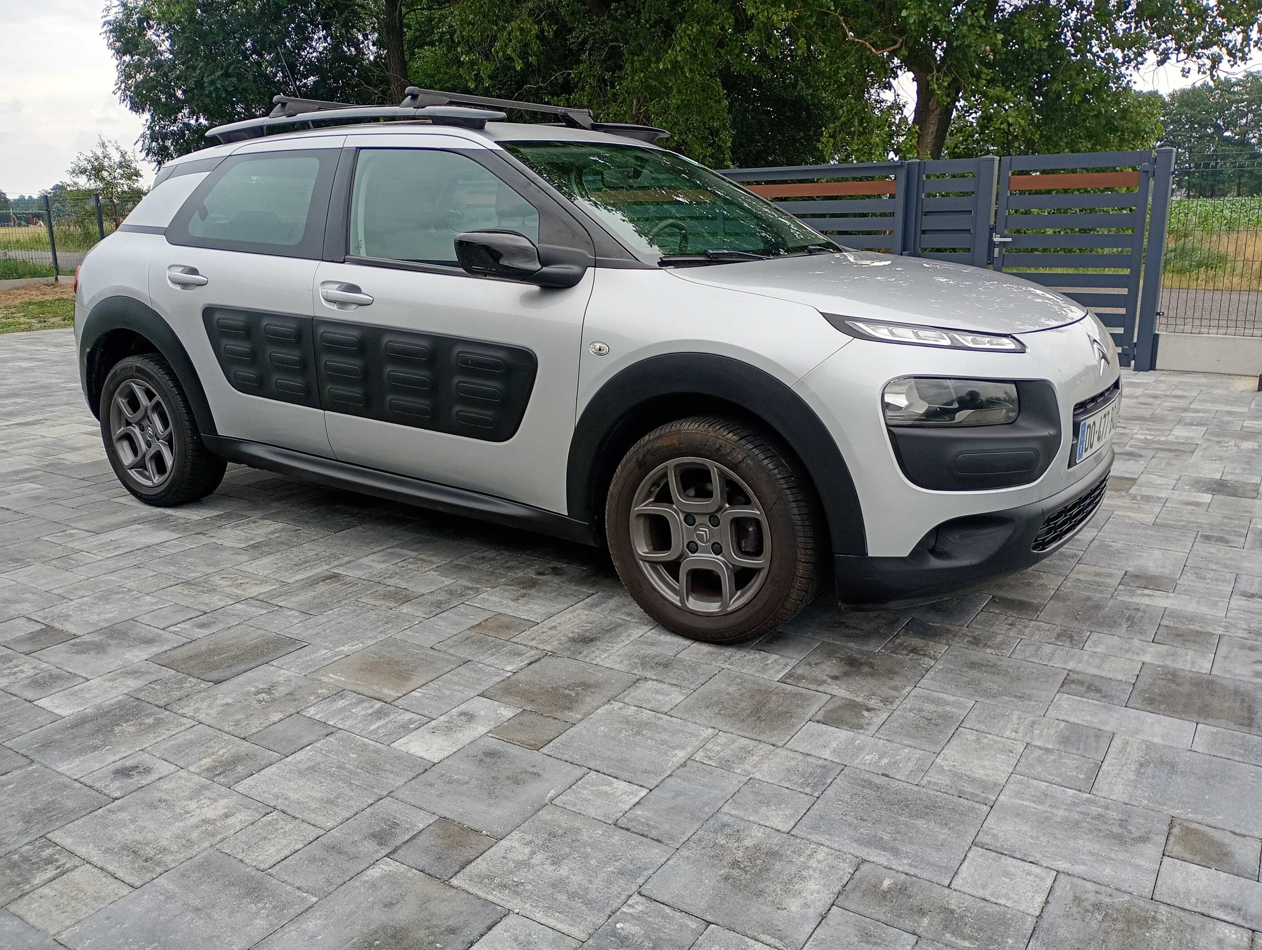 Citroën C4 Cactus 1.6 ehdi automat, pdc,relingi,klima,138tys,km