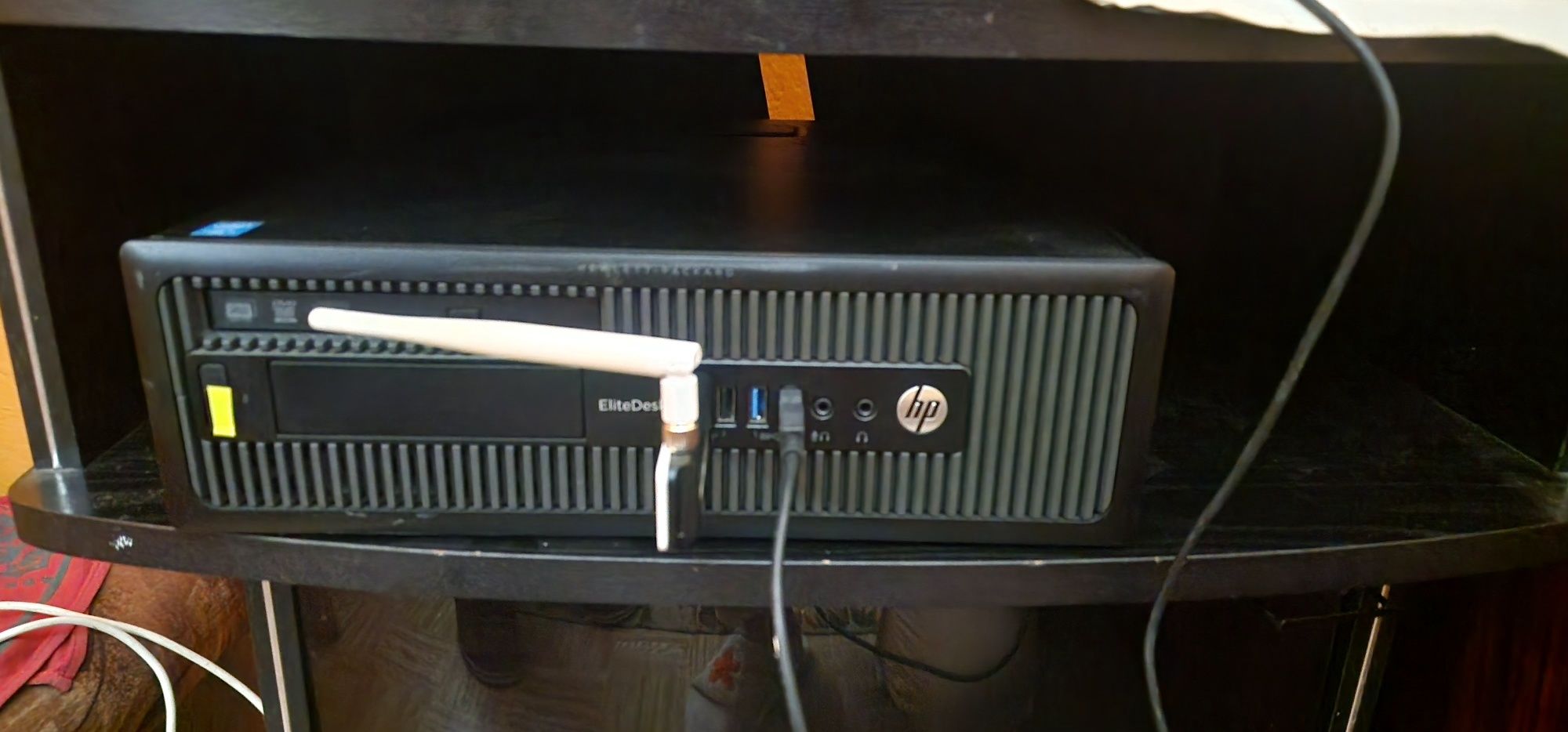 Mini komputer I5 i router bez telewizora