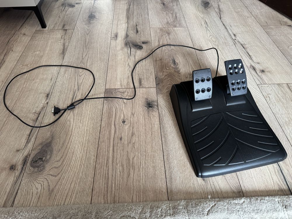 Kierownica Logitech Driving Force GT