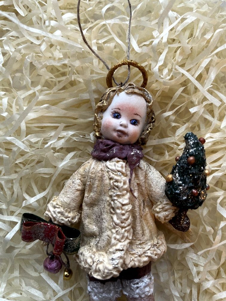 Ватная игрушка кукла новогодний сувенир