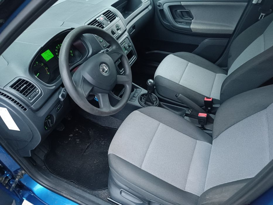 SKODA FABIA 2 LIFT rok 2013 / 1.4 benzyna/ klima / stan wzorowy