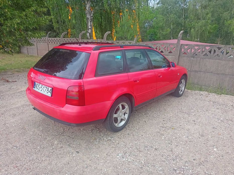 Audi A4 B5 kombi 1.8 125km