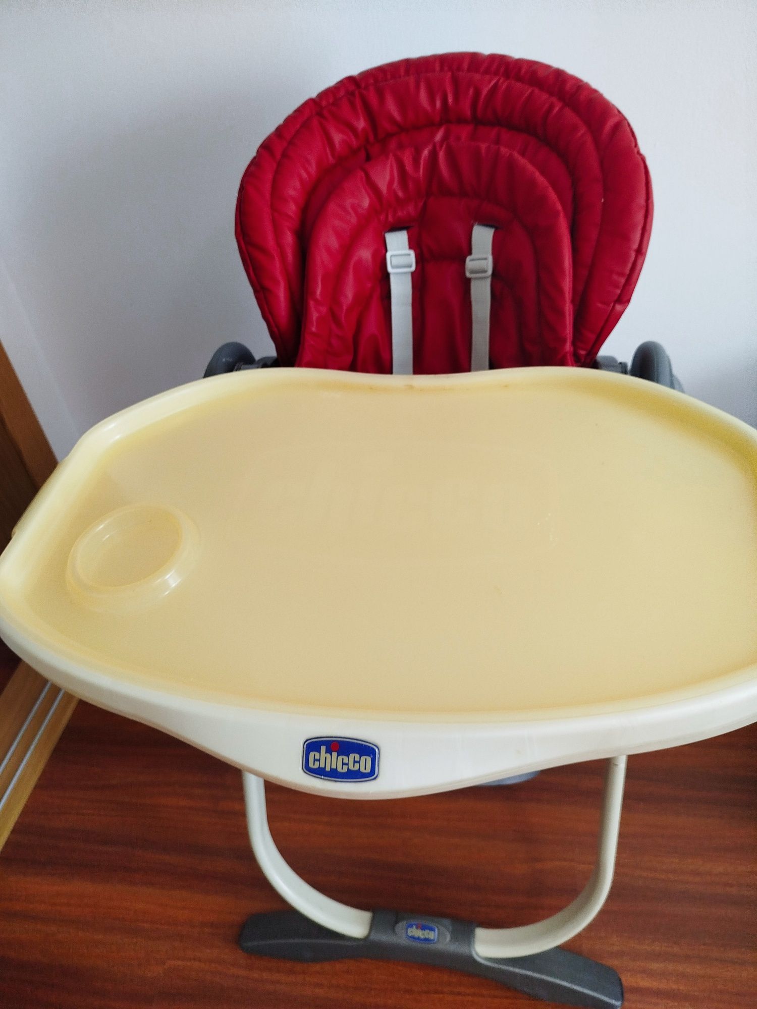 Cadeira da papa Chicco Polly magic