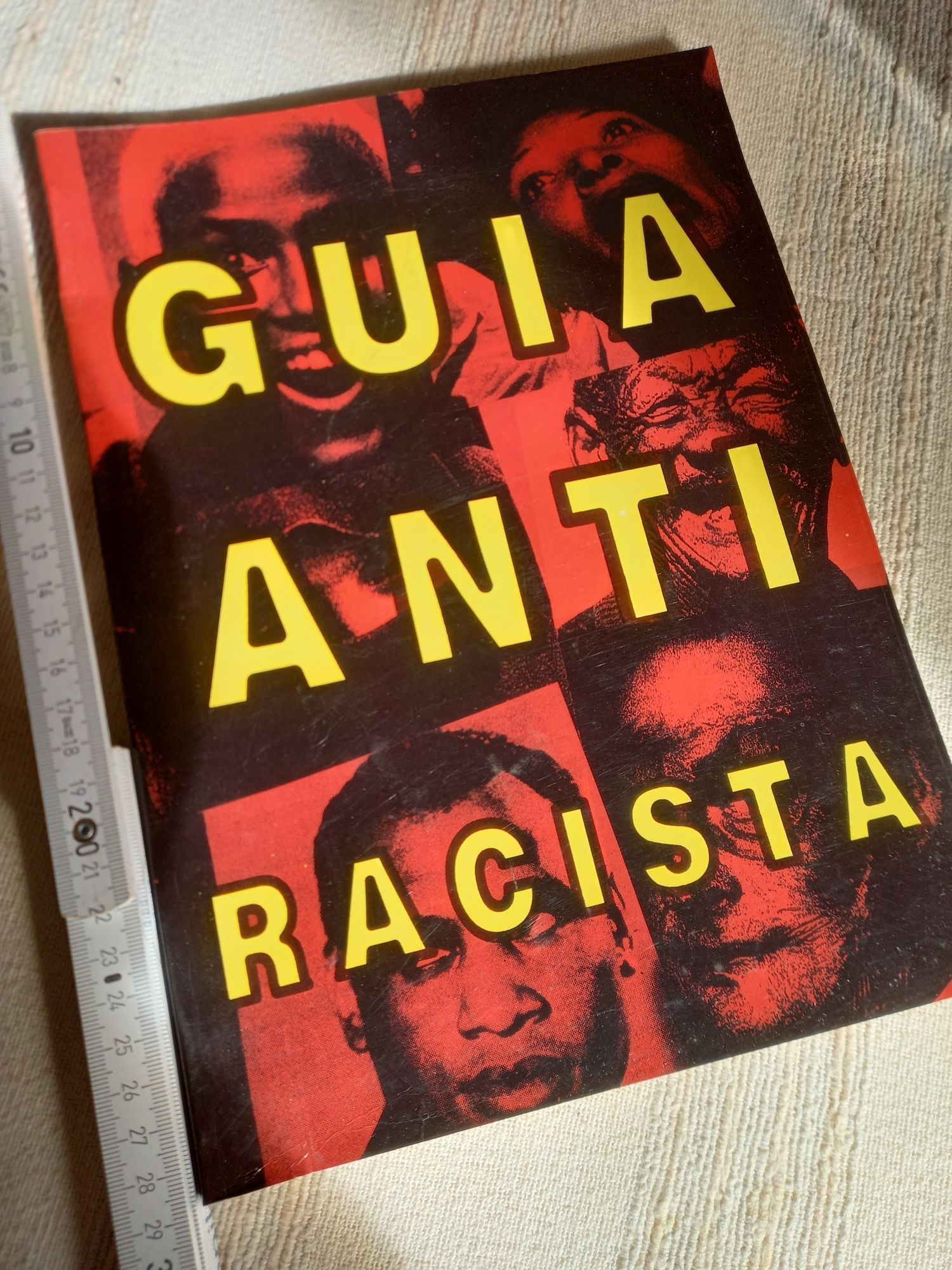 Três livros sobre emigração e racismo