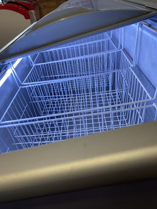 Морозильний ларь ubc 450 літрів