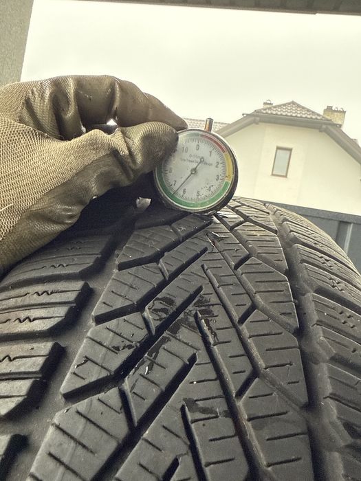 Шини резина 215/65/16 r16 Semperit пара зимні