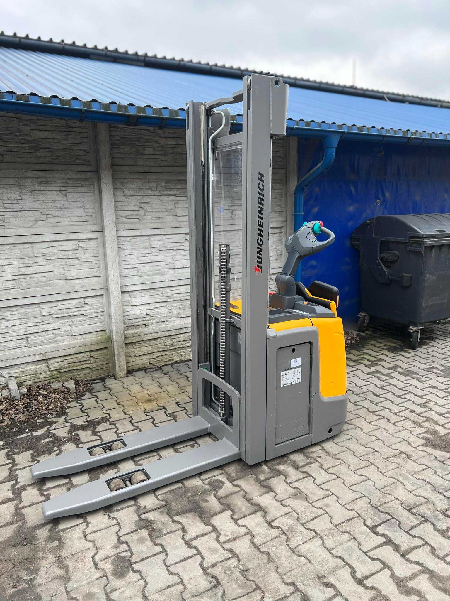Paleciak elektryczny Jungheinrich ERC 214  2018 rok Duplex FHP 234