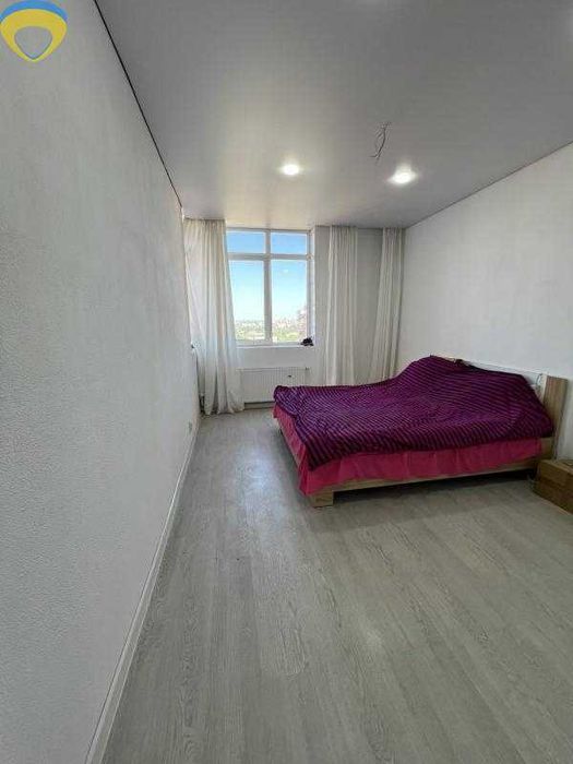 Продаж 2-кімнатної квартири в ЖК "Реал-Парк"