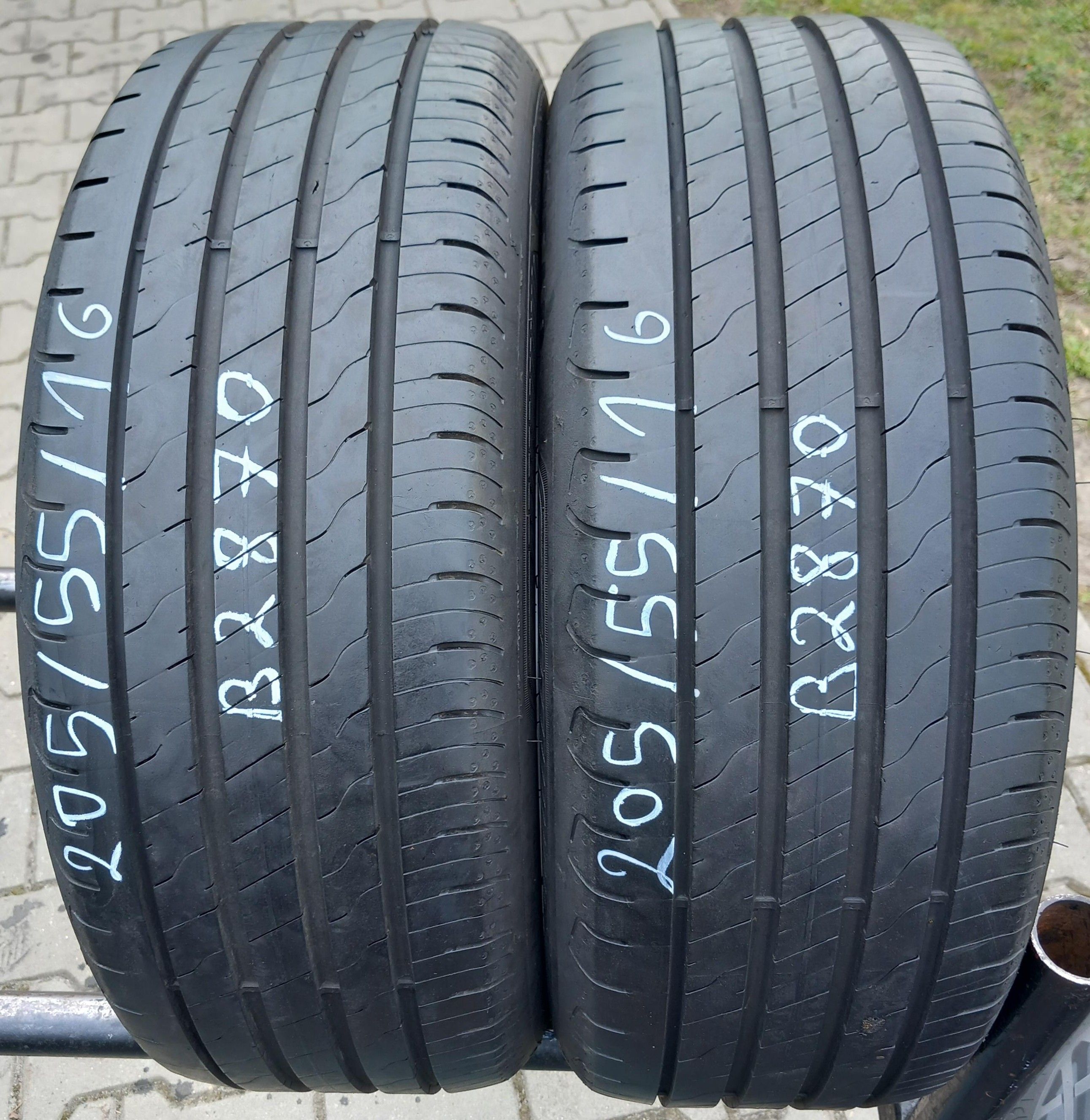 205/55/16 Goodyear Efficient Grip Performance 2 91W