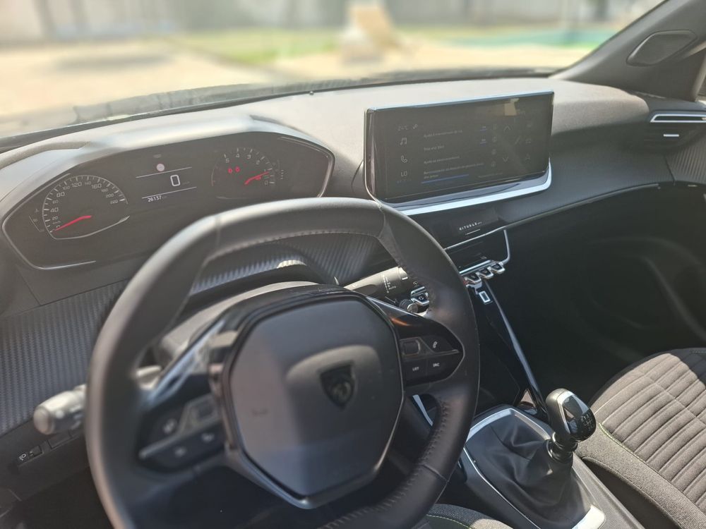 Peugeot 2008 1.2 PureTech Active NACIONAL.