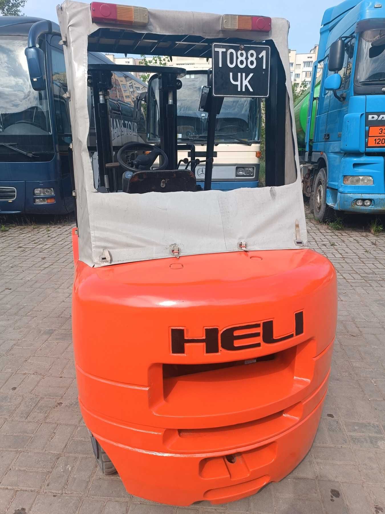 Навантажувач дизельний HELI CPCD 30 2006 рік 3 тн
