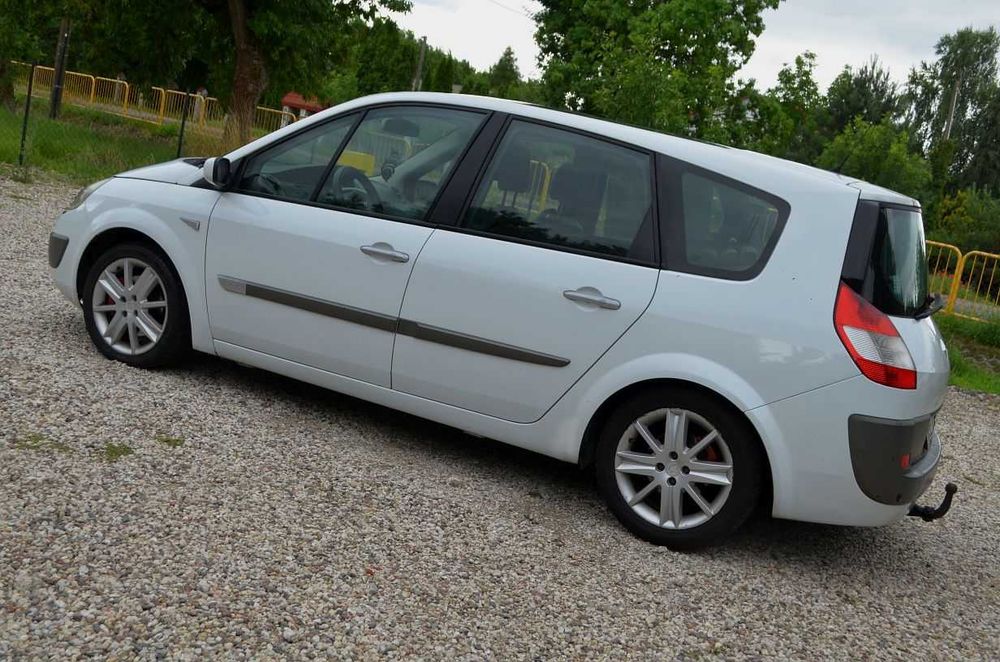 Bogata WERSJA! Renault 7os SCENIC II Skóry XENON Panorama PL zamiana