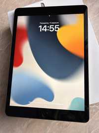 Продам в ідеальному стані APPLE iPad 10.2" 64GB 2021 Wi-Fi Space Grey