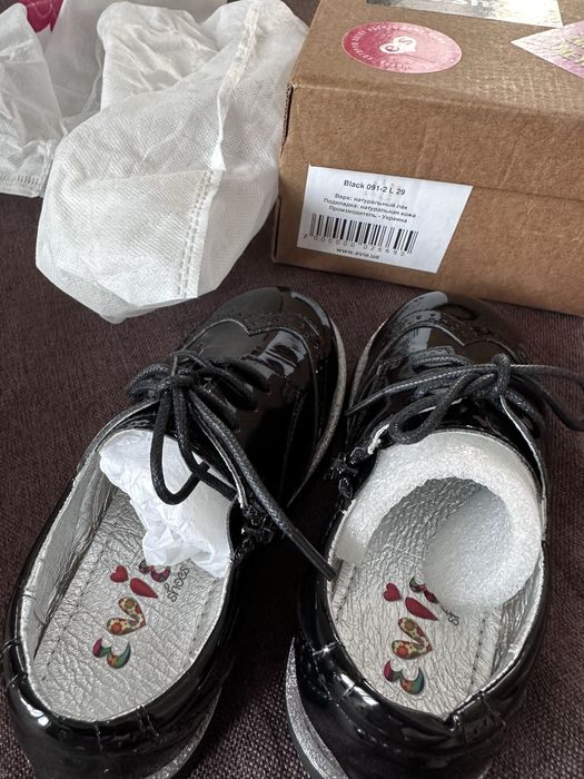 Туфлі НОВІ для дівчинки 29р.