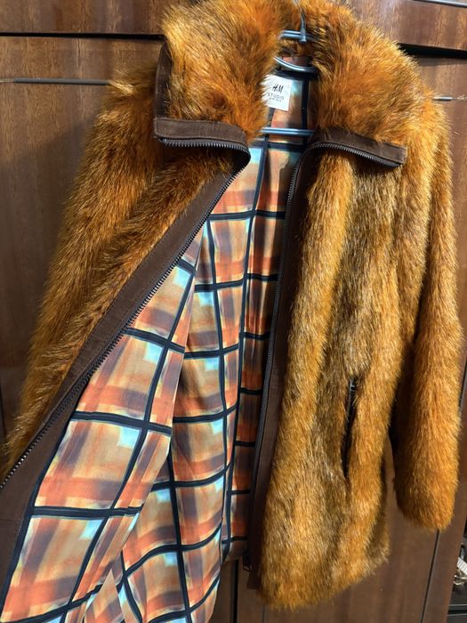 Продам шубу синтетичну дуже яскрава