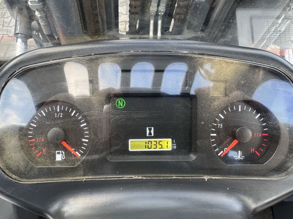 Wózek widłowy GOODSENSE 3,5t silnik NISSAN