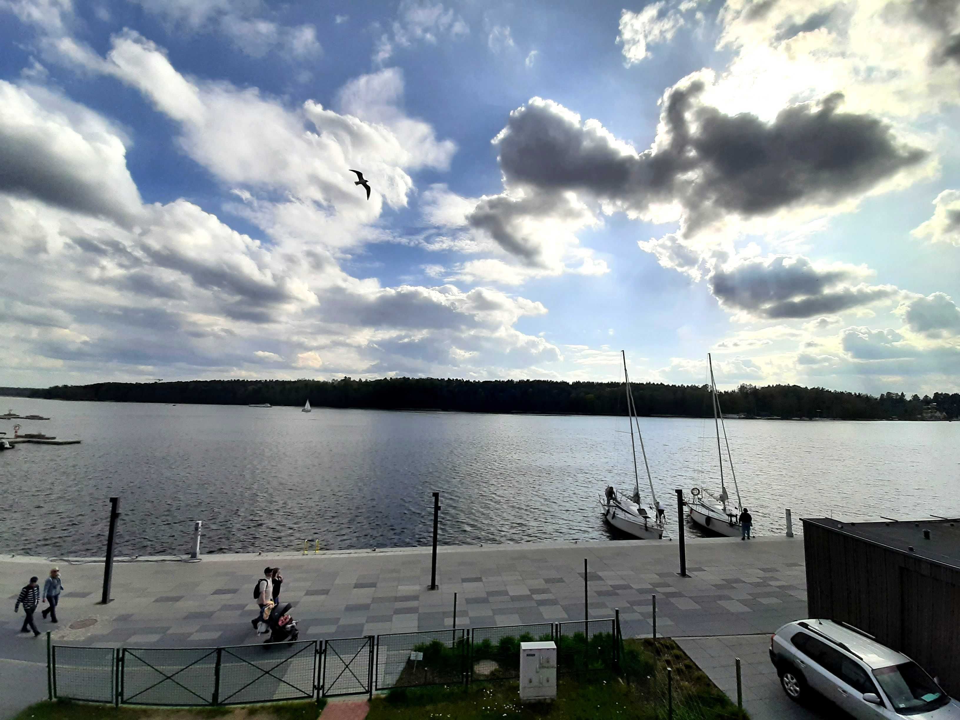 Pokoje do wynajęcia, 10m OD JEZIORA, oddzielne piętro/cały dom, Mazury