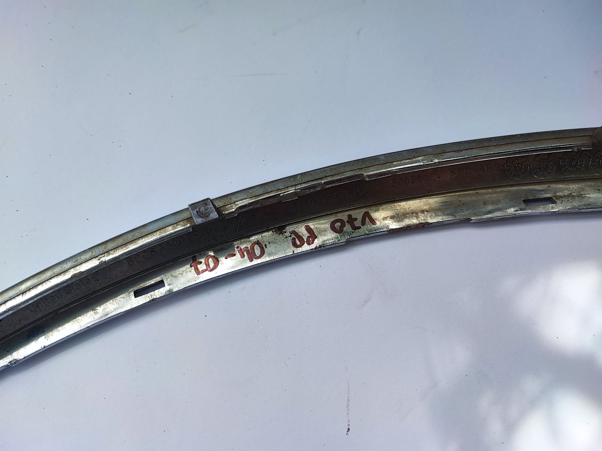 Listwa zderzaka Volvo V70 04-07 chrom