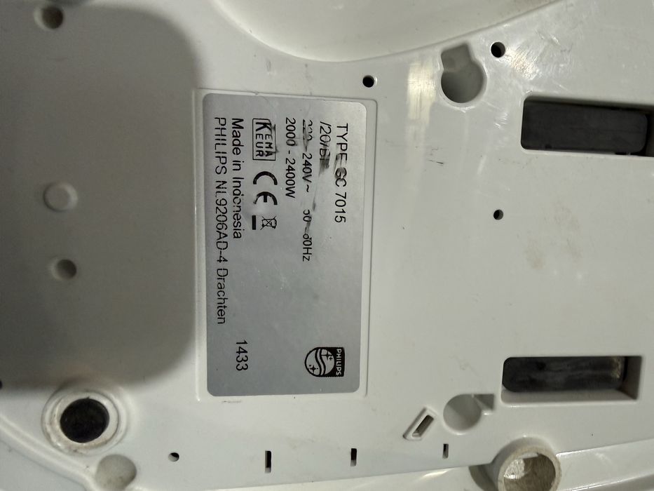 Праска парогенератор Philips PerfectCare Viva