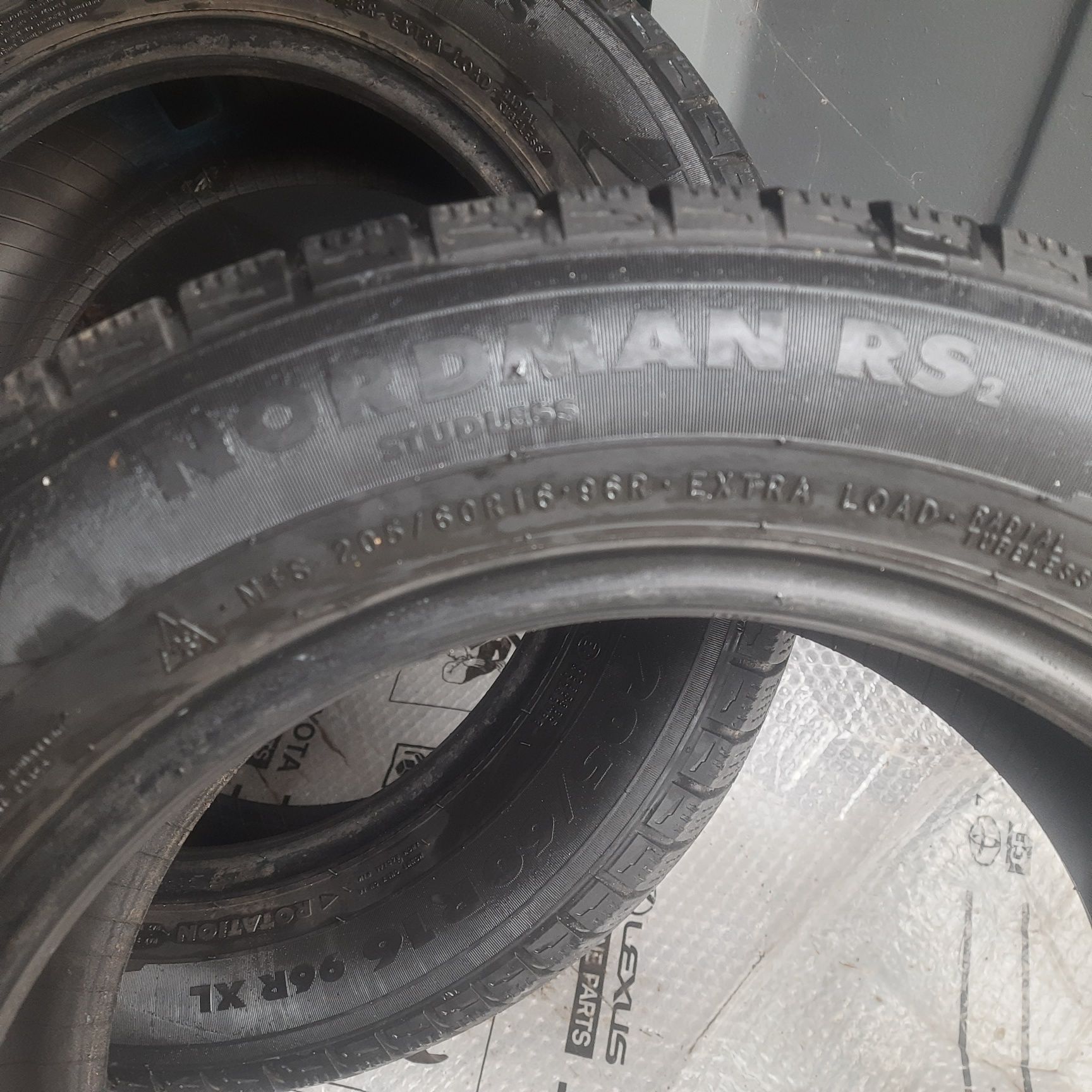 Зимняя резина 205/60 r.16