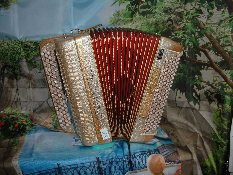 Avenda Acordeao G , N. 817