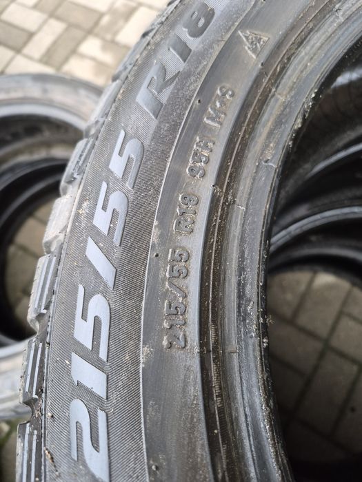 Komplet opon zimowych Pirelli 215/55 R18